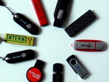 Generic Lot De 3 Supports De Clé USB Pour Smartphone - Micro USB  -Multicolore - Prix pas cher